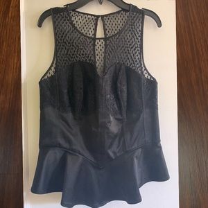 Guess women’s lace corset